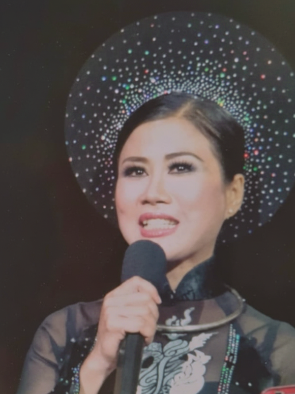 Linh Huyền 2