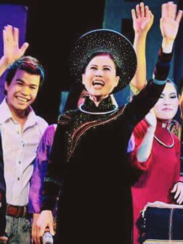 Linh Huyền 3